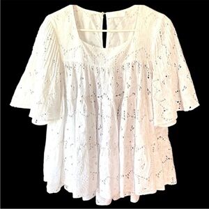 Like New Merlette Brandt Eyelet Tiered
Swing Blouse White Medium Retail $500.00